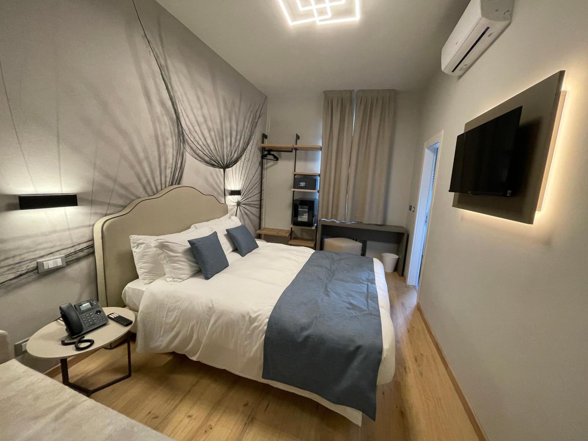 Hotel Central Giacomini Salo Luaran gambar