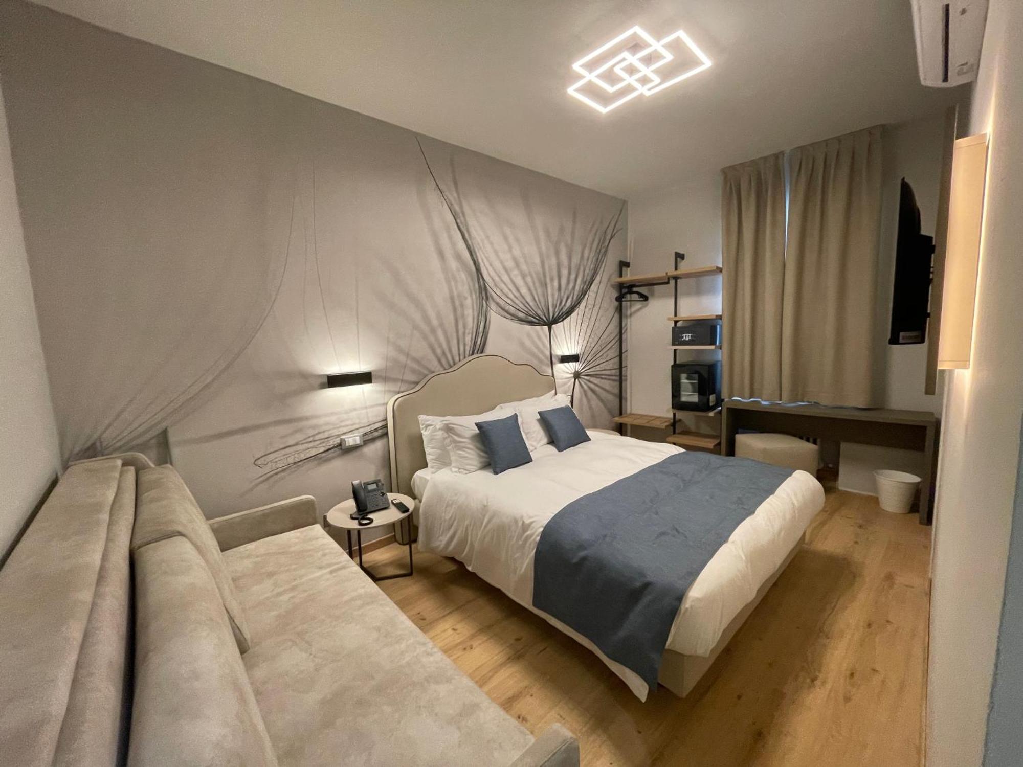 Hotel Central Giacomini Salo Luaran gambar