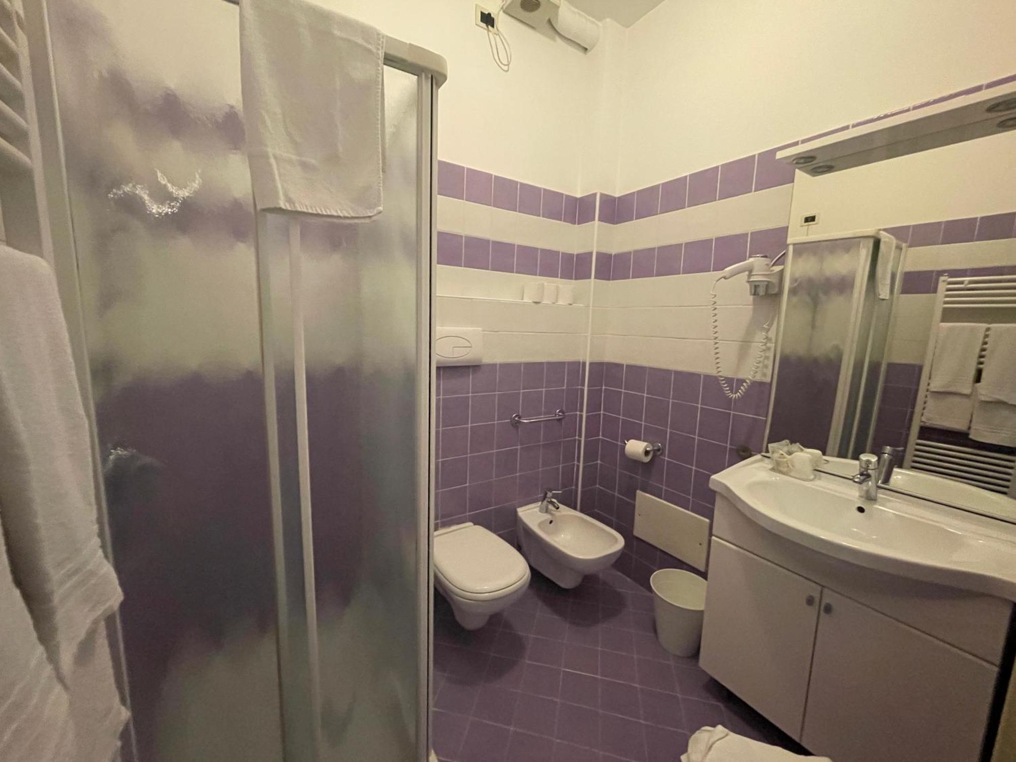 Hotel Central Giacomini Salo Luaran gambar