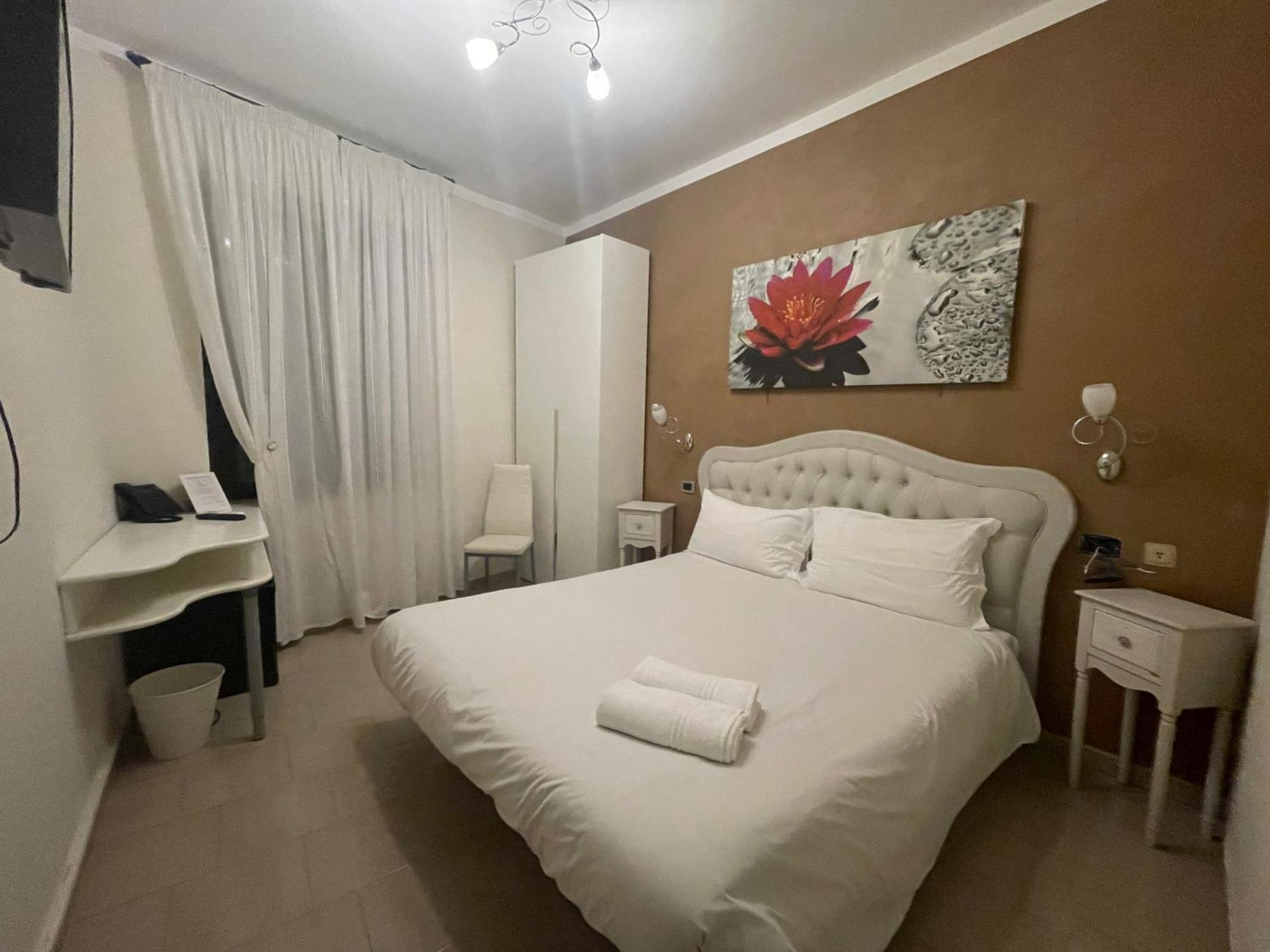 Hotel Central Giacomini Salo Luaran gambar