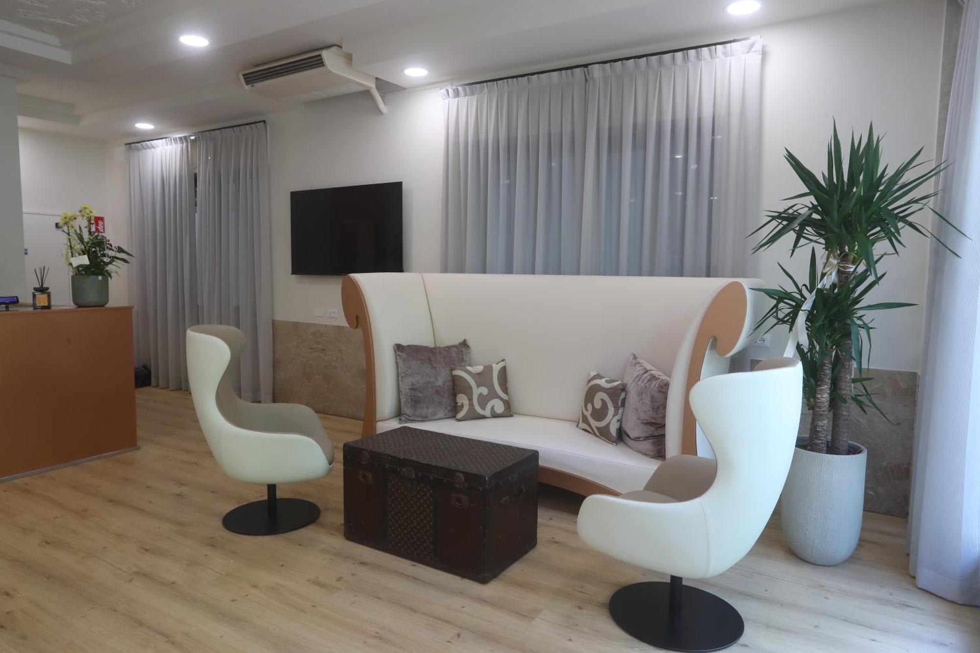 Hotel Central Giacomini Salo Luaran gambar