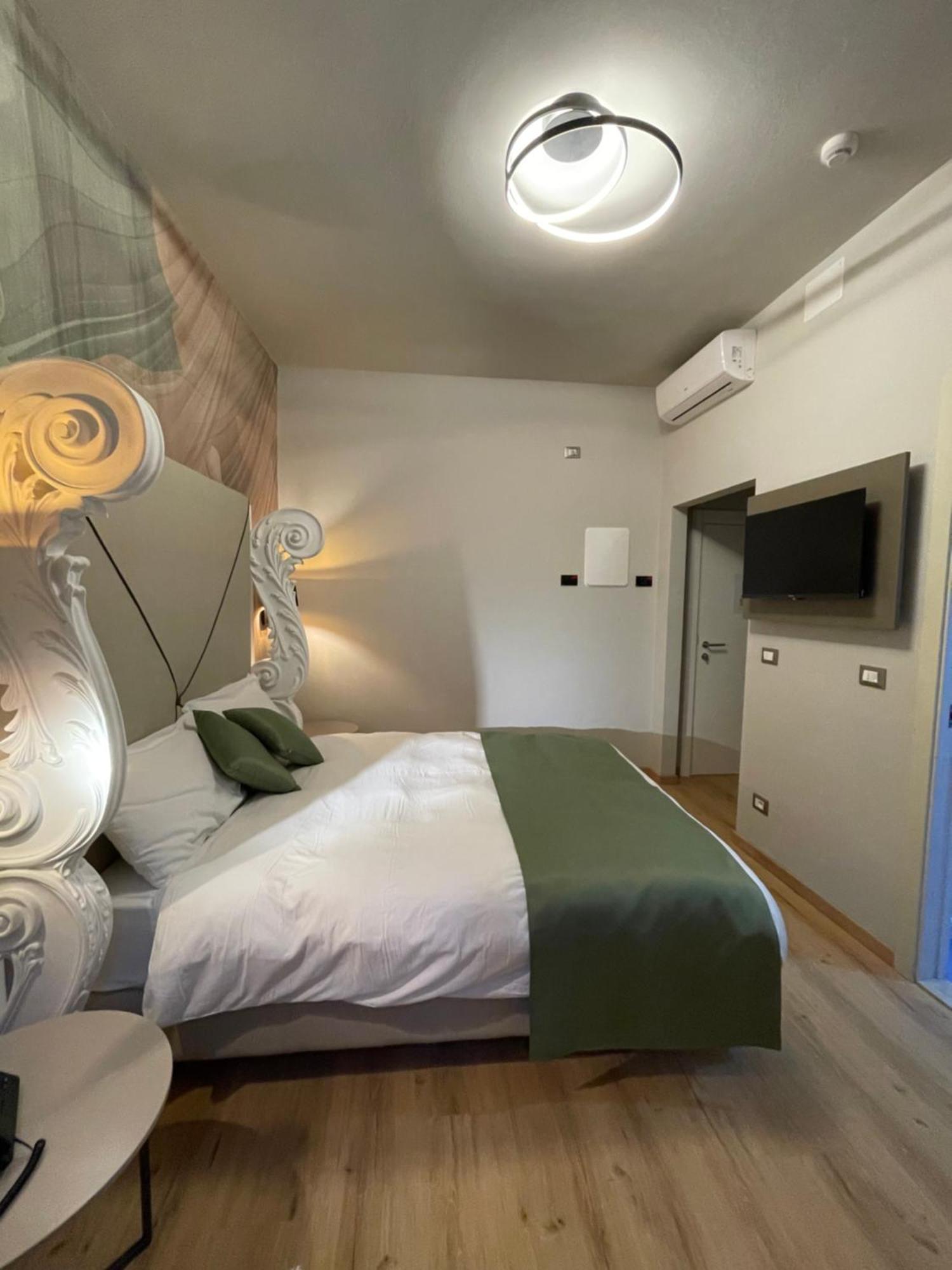 Hotel Central Giacomini Salo Luaran gambar